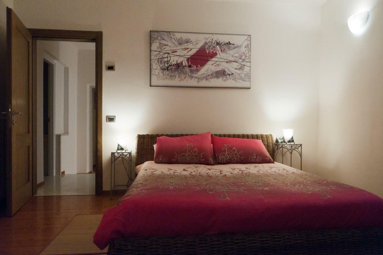 Bed and Breakfast Casale Del Sole Garda Monzambano Zewnętrze zdjęcie